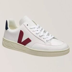 New Veja V-12 leather men’s size 10